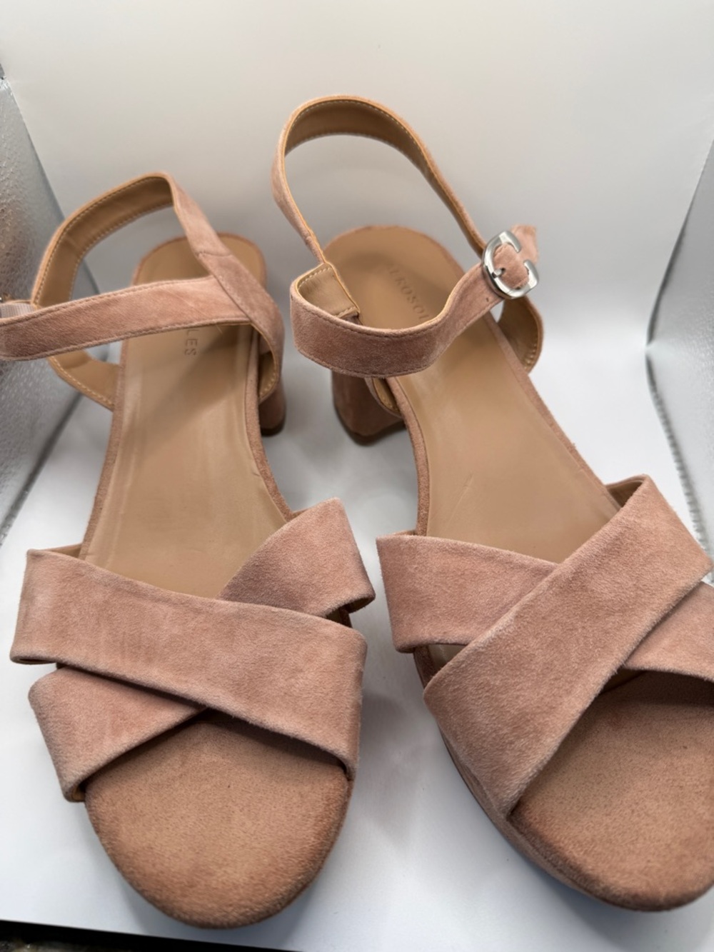 AEROSOLES Dusty Rose Suede Crisscross Block Heel Sandals